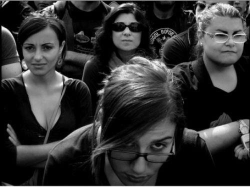 <p><b>5. Akll arkadalarnz var</b></p>     Bana arkadan syle sana kim olduunu syleyeyim laf sizin iin son derece geerli. Setiiniz arkadalarnz akll, kendini bilen, sizi yanstan insanlar.