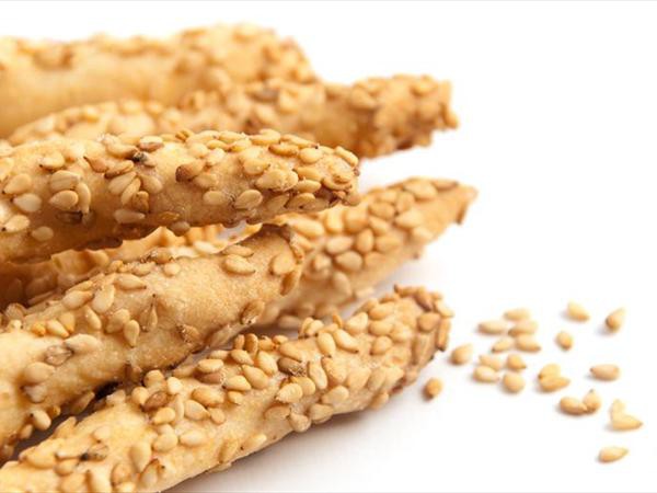 Susam: Susam ve dolaysyla simit ierdii enzimler sayesinde mutluluk yolunda nemli bir besin.