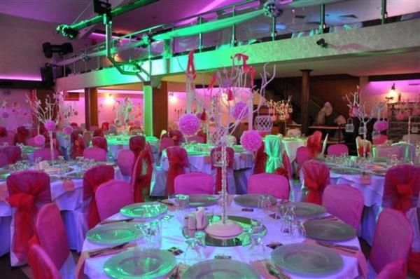 <br>Nian</br>  Bir organizasyon yaplacaksa en azndan yer bakmak vs.. ilerle uramazsnz. Top kz tarafndadr. Sadece nian treninde bulunmanz ve ilk kalabalk snavna hazr olmanz yeterli.