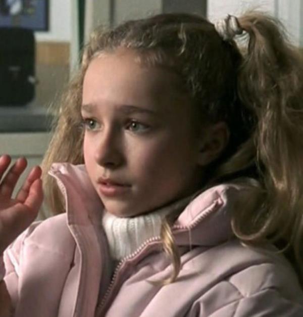 <br>Hayden Panettiere</br>  11 aylkken Playskool reklamnda oynayarak oyunculua balad. Bundan sonra da yaklak 50 reklam filminde rol ald. Ama asl kn 'Heroes' adl dizide oynad 'Claire Bennet' karakteri sonras yapt.