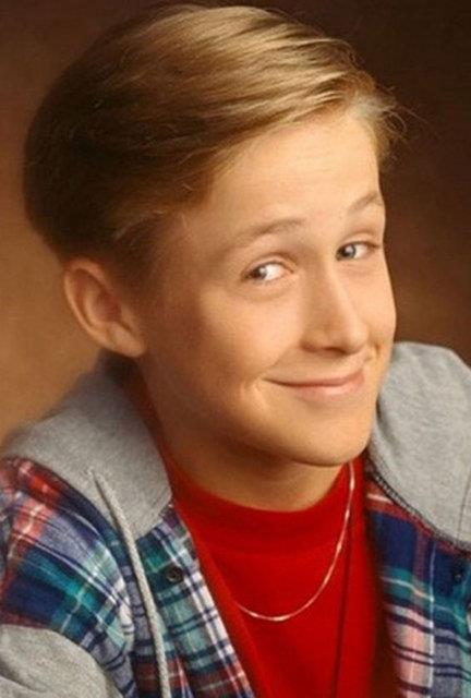 <br>Ryan Gosling</br>  Ryan Gosling 93-95 yllar arasnda The Mickey Mouse Club'ta rol ald.