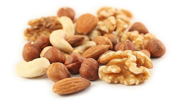 E vitamini en kuvvetli antioksidan vitaminler olan fndk-ceviz-badem lsnn dzenli tketimi baklk sistemini kuvvetlendiriyor.