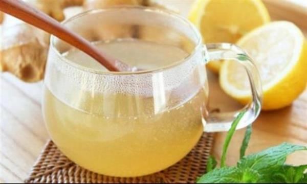 Malzemeler, 1 su barda kadar suda kaynatlp ieriindeki faydal uucu bileenlerin kaybn engellemek adna az kapatlarak 7-8 dakika demlenmeye braklyor.