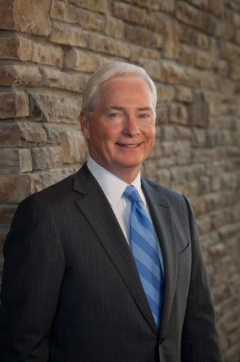 Edward Stack.:     1.1 milyar dolar