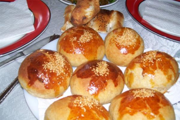 Daha iyi hafzaya sahip olmanz salar. "Journal of Adolescent Health" isimli dergide yaynlanan aratrmaya gre, kahvaltda bol enerjili yiyecekler yemek ksa sreli hafzanz gelitirmeye yardm eder. Ayrca aratrmaclar kalorili bir kahvaltnn konsantrasyonu engellediini belirlediler.