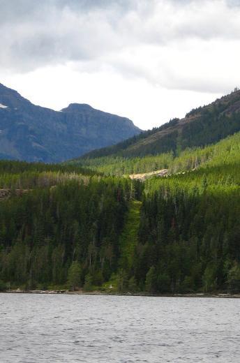 <br><b>ABD ve Kanada</b></br>  ABD ve Kanada snr ayn zamanda dnyann en uzun uluslar aras snr olarak kabul ediliyor. Snrn uzunluu tam 8 bin 850 kilometre