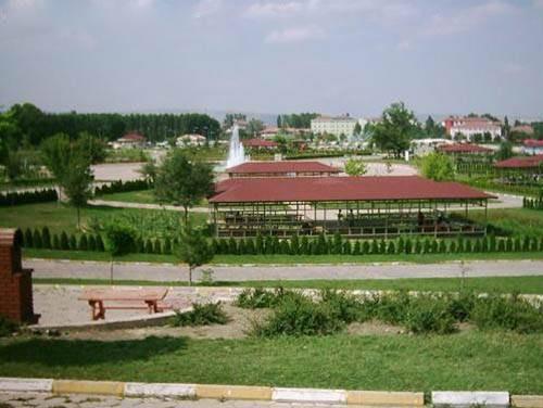 negl Nfusu: 162.000 Bal olduu il: 208.314