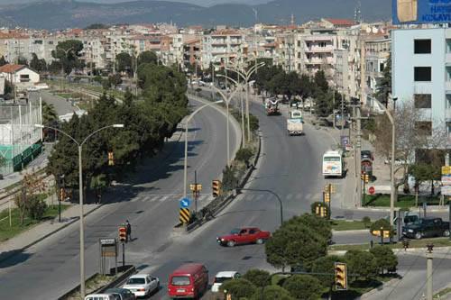 AKHSAR  Bal olduu il: Manisa  Nfusu: 158.857