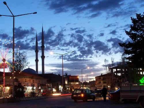 Eri Nfusu: 145.229 Bal olduu il: Van