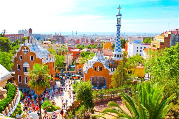 10. Barselona : 8,41 milyon turist