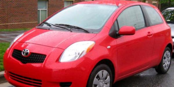 <br><b>TOYOTA YARIS</b></br>    1.0 Life sat fiyat: 38.900 TL