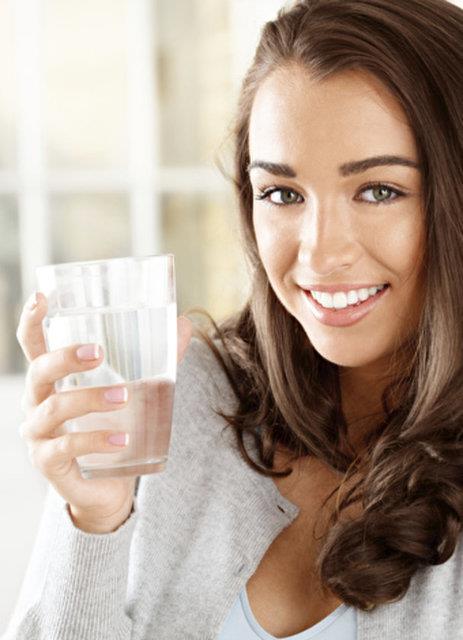 Her gn en az be bardak su ielim.