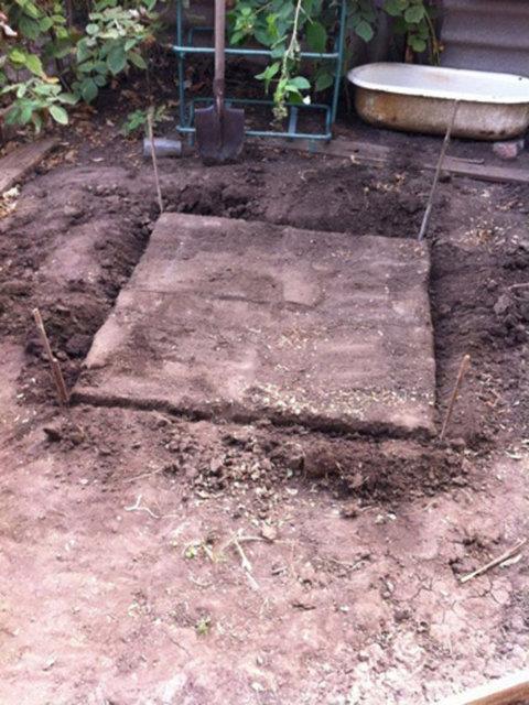 Keyfine dkn bir kii evinin bahesine mangal yapt...