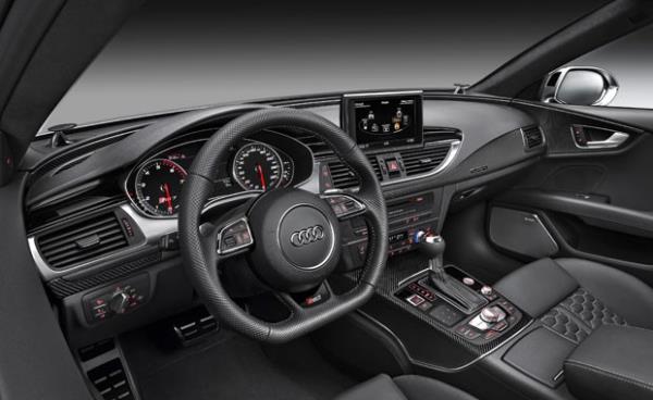 Audi, yeni bir RS modelini daha lkemizde sata sundu. Markann 5 kapl coupe modeli A7 Sportback zerine gelitirilen RS7 Sportback, ift turbolu 4-litrelik V8 motora, quattro drt eker sistemine, 8-ileri tiptronic anzmana ve 243.354 Euro'luk bir fiyat etiketine sahip.