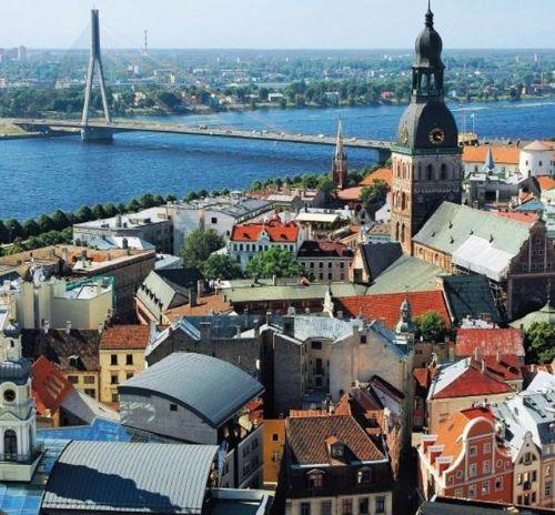 Letonya'da yatrmcnn vatandalk almak iin krsal alandan 71 bin 500 Euro tutarnda ya da byk ehirlerden 143 bin Euro tutarnda gayrimenkul satn almas yeterli