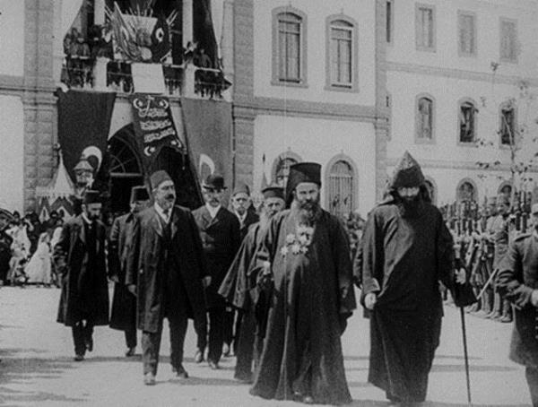 28 Kasm'da Ankara'dan balayp Sinop ve Eskiehir'e urayacak Gezici Festival'in bu ylki zel blmlerinden 'Osmanl'dan Manzaralar'da 1896-1922 yllar arasnda...