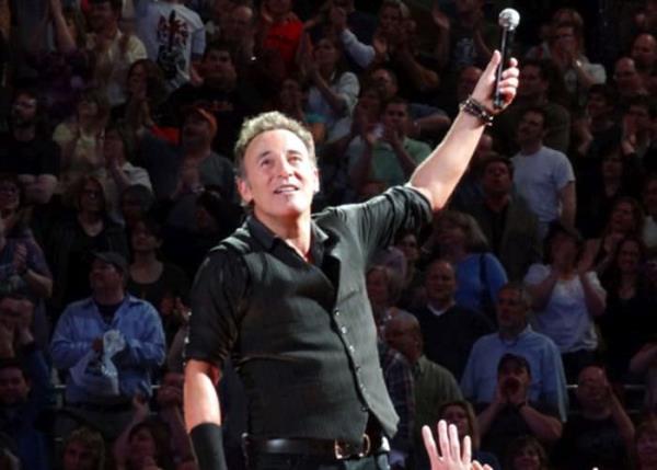 Bruce Springsteen ? 100 Million