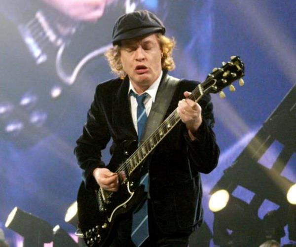 AC/DC ? 110 Million
