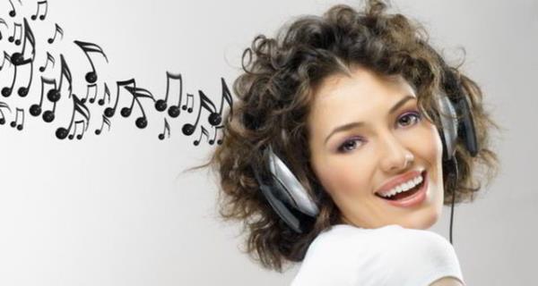 Evde keyifli zaman geirmenin artlarndan biri mzik dinlemek.