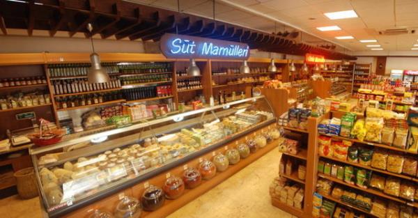 Biraz marul, biraz havu ve ielerce maden suyu...