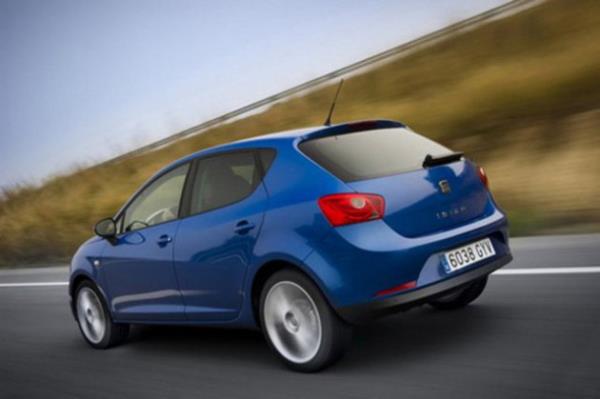 Seat Ibiza 1.2 TSI DSG 100 Km'de 5.3lt yakt tketiyor.