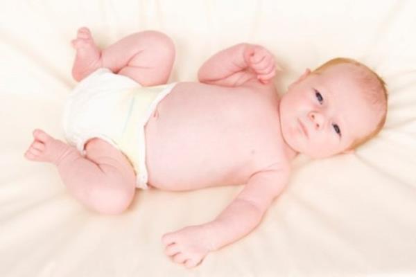 Bebeiniz 3-4 aylk olduktan sonra ise yzn darya dnk tutabilecei ve etraf grebilecei farkl bir sling modeline geebilirsiniz.