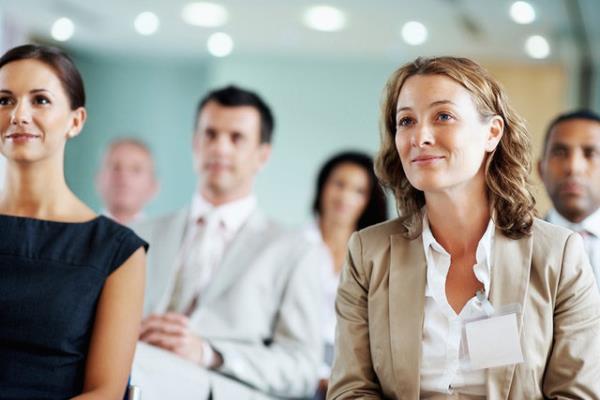 Elde edemedikleri eylere odaklanmak yerine sahip olduklar her ey iin kran duymay tercih ediyorlar.