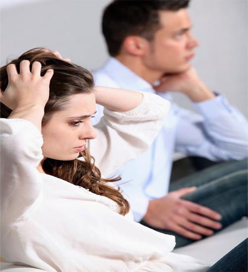 <p>- Ua ehre indikten drt saat sonra gelip, evde 45 dakika durup dar ktnda,</p>  - Be yllk Doberman kpeimi hayvan barnana gtrmemi istediinde,   <p>- Sevgilisi beni arayp hangi Allah'n belas olduumu sorduunda,</p>