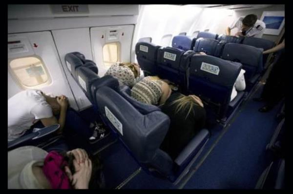 Herhangi bir kaza srasnda korunma pozisyonu almak banz, kollarnz ve bacaklarnz ciddi darbelere kar korur.