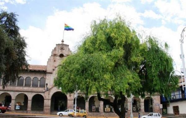 19. yy'a gelindiinde ise eski byklnden eser kalmam bu imparatorluk Avrupa'da hala nemli bir oyuncu roln srdryor.