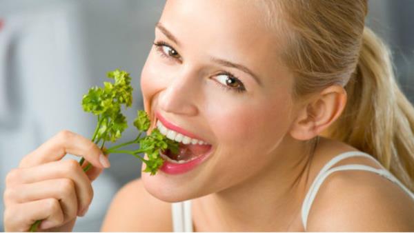 Bu dnemde kendinize dikkat etmenin bir seenek deil, gereklilik olduunu dnyorsunuz.