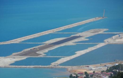 Giresun Havaliman'na 13 milyon ta dkld.Trkiye'nin "deniz zerine kurulan ilk havaliman" unvann tayan Ordu-Giresun Havaliman'nda almalar sryor.