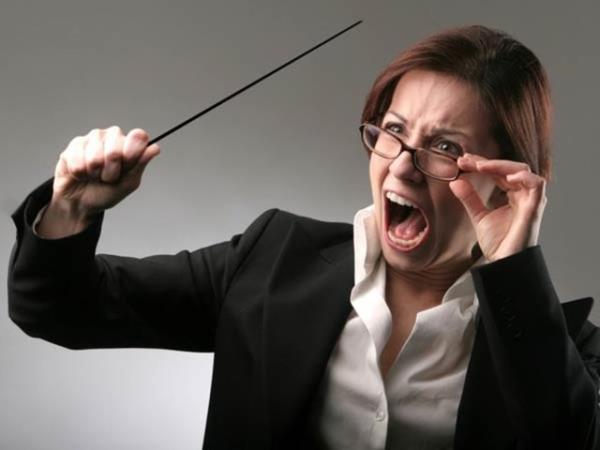 Sesinizi tempolu ve heyecanl deil; daha dk tonda ve yormadan kullann.