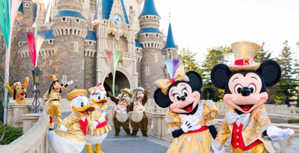 Yllk ziyareti says 17 milyon 214 bin'e ulaan Tokyo Disneyland ise 14'nc srada.