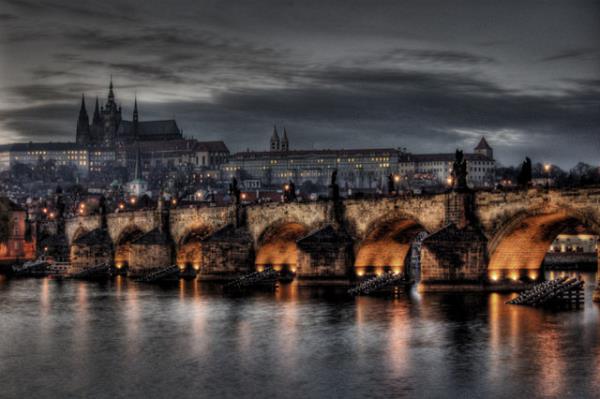 ek Cumhuriyeti Ya ortalamas:40.1 Yal nfus oran yzde 3.8