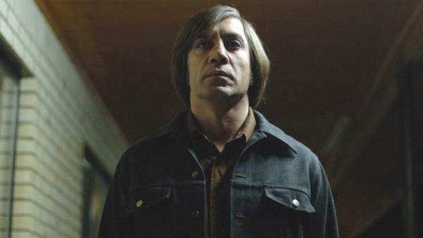 <p>te Total Film'e gre sinema tarihinin en tehlikeli 50 karakteri...</p>  <br>Anton Chigurh</br>  <b>No Country For Old Men (2007)</b>