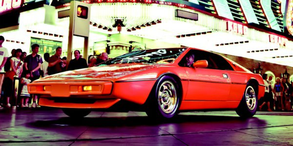 <br><b>10- Beni Seven Casus (1977)</b></br>  James Bond'un bu filmdeki hz makinesi ise Lotus Esprit S1...