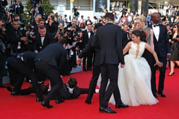 Cannes Film Festivali'nde Krmz Hal'ya szma giriimi? (Benoit Tessier)