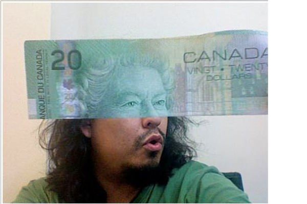 Sosyal medyada yeni akm banknotlardaki suretleri gerek suratlarla tamamlamak oldu. te paylalan en ilgin rnekler...