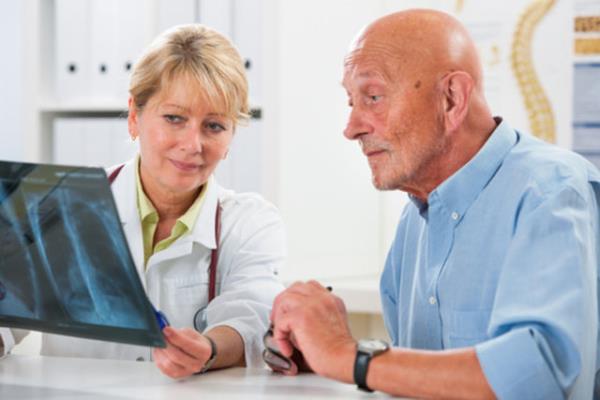 Bu yzden hrltl ksryorsanz, nefesiniz (srekli olarak) sra d ekilde ksaysa veya ksrrken aznza kan geliyorsa doktorunuza grnn.