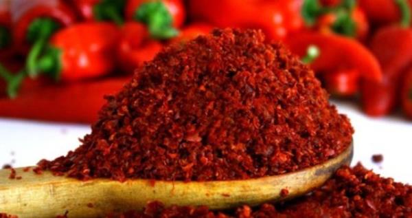 Baharata ac tadn veren kapsaikin maddesi, metabolizmay hzlandrmay salar.