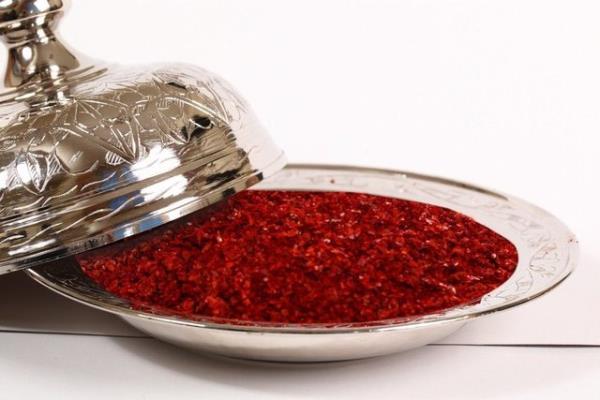 Hollanda'da yaplan bir almada kk dozlarda her yemee pul biber katmak (2.56 mg kadar kapsaikin),