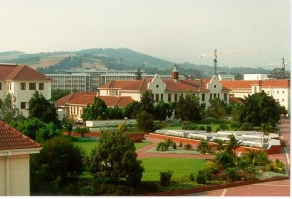 <br><b>17 Stellenbosch niversitesi</b></br>  lke: Gney Afrika   <br>Skor: 41.7</br>