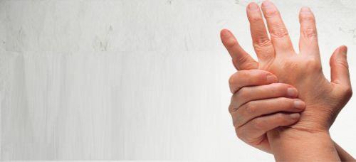 Eklemlerimiz arasnda oluan gazlar, parmaklarmz gerdiimizde aa kar ve parmaklarmz tlar.