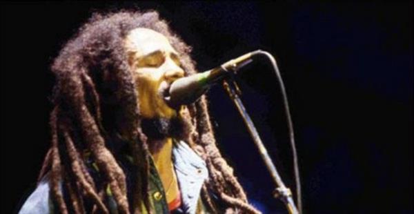 Reggae'nin unutulmaz ismi Bob Marley, 36 yanda deri kanserinden hayatn kaybetti...