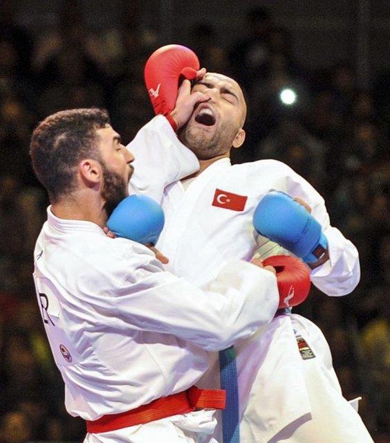 Karate Milli Takm'nda 84 kiloda mcadele eden Gkhan Gndz (sada), Almanya'y temsil eden Mehmet Bolat' (solda) yenerek bronz madalya kazand. 8.11.2014