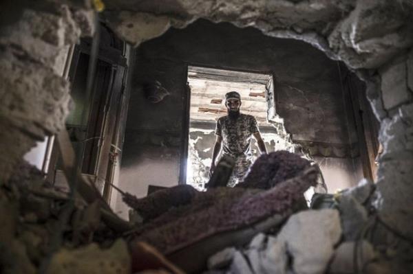 Libya'nn Zaviye kenti eluda blgesi, Trablus hkmetine bal Fecr-i Libya Kuvvetleri tarafndan, Zintan glerinden alnd. Sava binalarda ar tahribata yol at. 16.11.2014