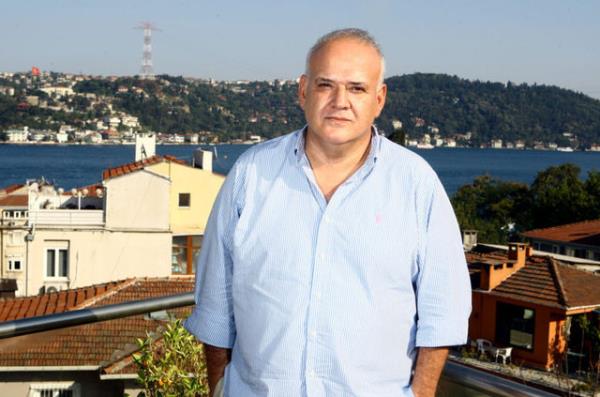 Ahmet akar: Sen imdi Benjamin Toshack' seversin..   <br>Kazm Kanat: Seni de seviyorum ben. </br>  Ahmet akar: O zaman ben Toshack oluyorum. Dz mantk. Aristo mant.