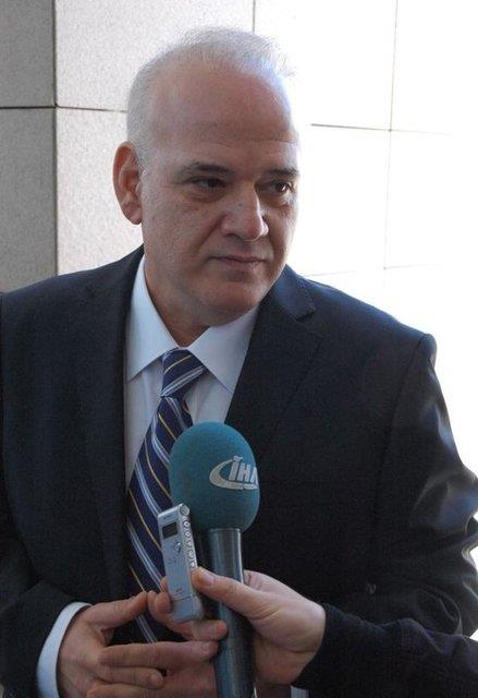 Grcan Bilgi: Hocam sen imdi burada sar izgiye bakarak yorum yapyorsun deil mi?   <br>Ahmet akar: Ekvator izgisine bakarak m yorum yapacam! Tabi ki sar izgiye bakarak yorum yapyorum.</br>