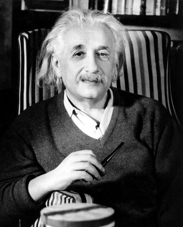 <br><b>Albert Einstein</b></br>  IQ: 160. 20. yzyln en nemli kuramsal fizikisi olarak nitelenen Albert Einstein, Grelilik kuramn (dier adlar ile zafiyet Teorisi ya da Rlativite Kuram) gelitirmi, kuantum mekanii, istatistiksel mekanik ve kozmoloji dallarna nemli katklar salamtr. Kuramsal fiziine katklarndan ve fotoelektrik etki olayna getirdii aklamadan dolay 1921 Nobel Fizik dl'ne layk grlmtr.